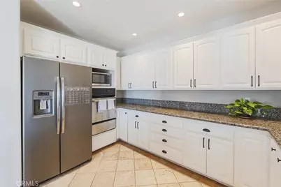 611 N Lucia #B, Redondo Beach, CA 90277 - Photo 23