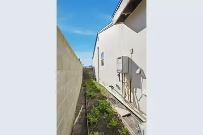 5017 W 118th Place, Hawthorne, CA 90250 - Photo 41