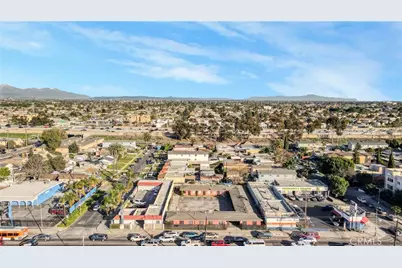 10108 S Figueroa, Los Angeles, CA 90003 - Photo 11