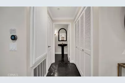 7218 Hillside Avenue #202, Los Angeles, CA 90046 - Photo 21