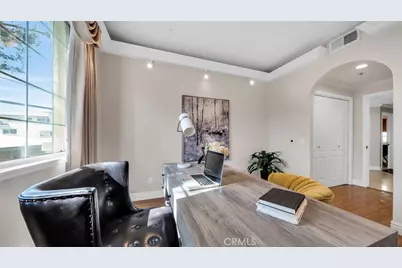 7218 Hillside Avenue #202, Los Angeles, CA 90046 - Photo 25