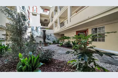 7218 Hillside Avenue #202, Los Angeles, CA 90046 - Photo 31