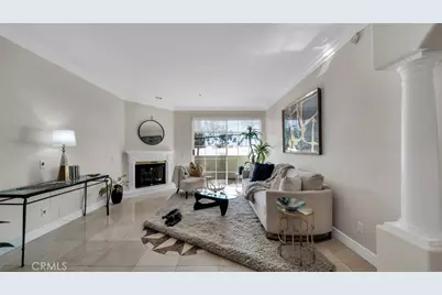 7218 Hillside Avenue #202, Los Angeles, CA 90046 - Photo 7