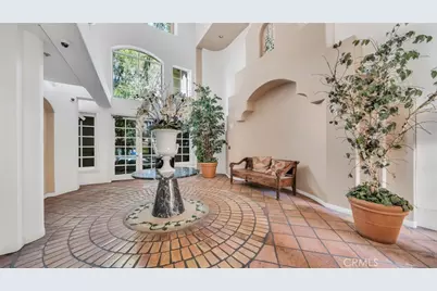 7218 Hillside Avenue #202, Los Angeles, CA 90046 - Photo 27