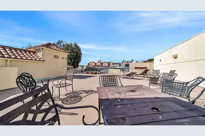 7218 Hillside Avenue #202, Los Angeles, CA 90046 - Photo 37