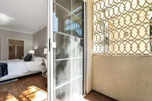 7218 Hillside Ave, Los Angeles, CA 90046 - Photo 25