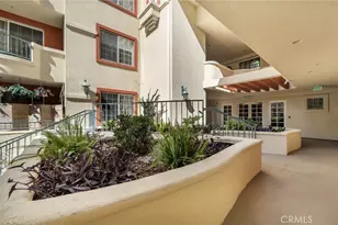 7218 Hillside Ave, Los Angeles, CA 90046 - Photo 33