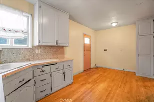 10807 Compton Ave, Los Angeles, CA 90059 - Photo 27