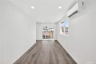 917 W 50th Pl, Los Angeles, CA 90037 - Photo 37