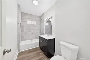 917 W 50th Pl, Los Angeles, CA 90037 - Photo 25