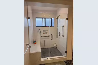 11 Cordoba Court, Manhattan Beach, CA 90266 - Photo 9