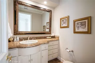 12192 Afton Ln, Santa Ana, CA 92705 - Photo 15