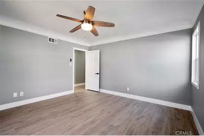 8716 S 10th Avenue, Inglewood, CA 90305 - Photo 13