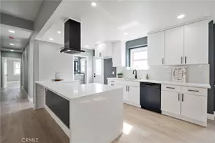 8716 S 10th Ave, Inglewood, CA 90305 - Photo 3