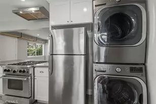 807 Cota, Torrance, CA 90501 - Photo 19