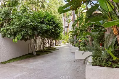1131 Alta Loma Road #527, West Hollywood, CA 90069 - Photo 23