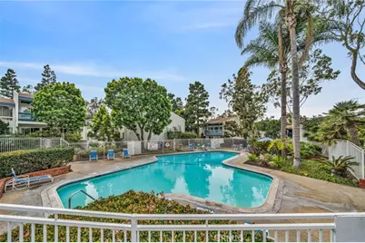 902 Camino Real #208, Redondo Beach, CA 90277 - Photo 21