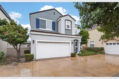 1832 Raymond Avenue, Signal Hill, CA 90755 - Photo 1