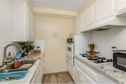 1021 W 14th, San Pedro, CA 90731 - Photo 17