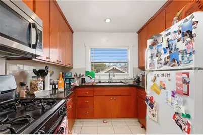 820 Temple Avenue, Long Beach, CA 90804 - Photo 17