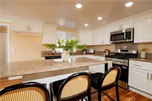 1305 W Riverside, Burbank, CA 91506 - Photo 27