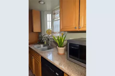 11408 Birch, Hawthorne, CA 90250 - Photo 9