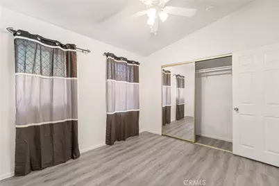 856 W 126th Street, Los Angeles, CA 90044 - Photo 15