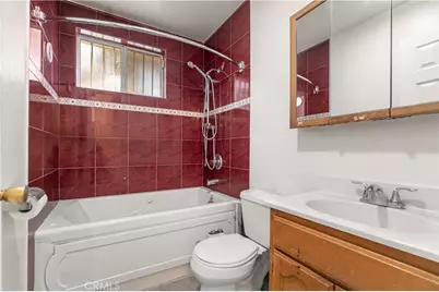 856 W 126th Street, Los Angeles, CA 90044 - Photo 11