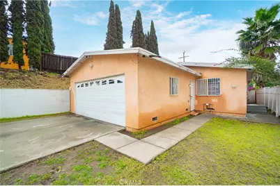 856 W 126th Street, Los Angeles, CA 90044 - Photo 3