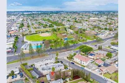 856 W 126th Street, Los Angeles, CA 90044 - Photo 29