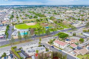 856 W 126th St, Los Angeles, CA 90044 - Photo 29