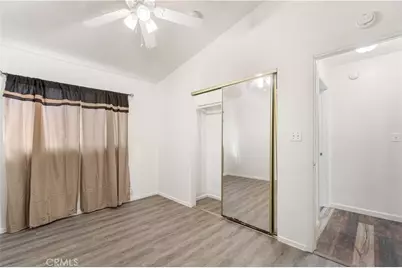 856 W 126th Street, Los Angeles, CA 90044 - Photo 19