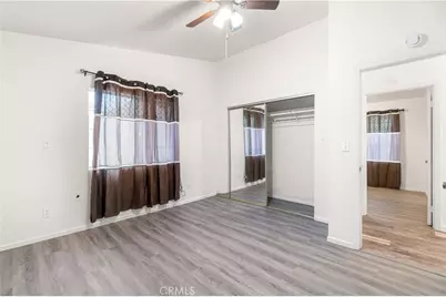 856 W 126th Street, Los Angeles, CA 90044 - Photo 13