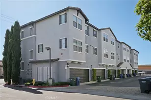 2997 E Pacific Coast Hwy, Signal Hill, CA 90755 - Photo 3