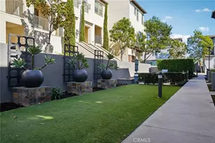 2997 E Pacific Coast Hwy, Signal Hill, CA 90755 - Photo 29