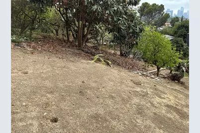 1947 Delta, Los Angeles, CA 90026 - Photo 13