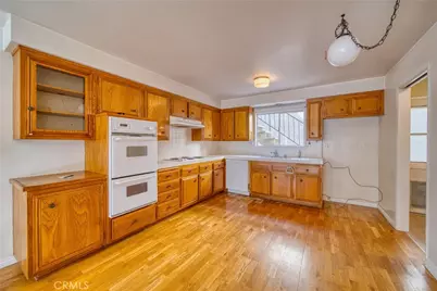 229 7th Street, Manhattan Beach, CA 90266 - Photo 9