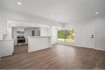 1226 S Dunsmuir, Los Angeles, CA 90019 - Photo 9