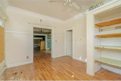 1970 S La Salle Avenue, Los Angeles, CA 90018 - Photo 13