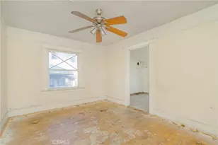 1970 S La Salle Ave, Los Angeles, CA 90018 - Photo 19