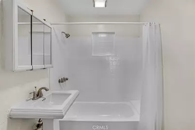 2947 West Blvd, Los Angeles, CA 90016 - Photo 11