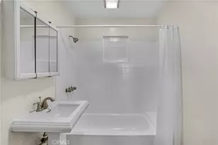 2947 West Blvd, Los Angeles, CA 90016 - Photo 11