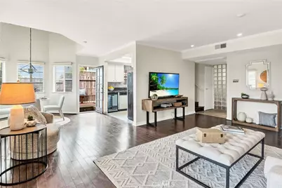 506 N Helberta Avenue #1, Redondo Beach, CA 90277 - Photo 3