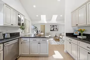 7022 Hartcrest Dr, Rancho Palos Verdes, CA 90275 - Photo 23