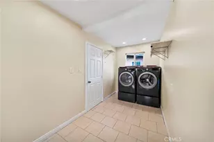 1220 E 40th Pl, Los Angeles, CA 90011 - Photo 25