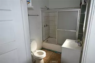 1324 Magnolia Ave, Los Angeles, CA 90006 - Photo 19