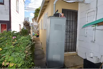 1324 Magnolia Avenue, Los Angeles, CA 90006 - Photo 27