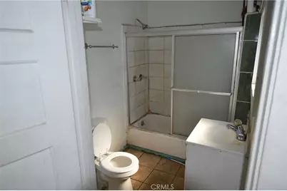 1324 Magnolia Avenue, Los Angeles, CA 90006 - Photo 23