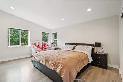 18320 Ingomar Street, Reseda, CA 91335 - Photo 17