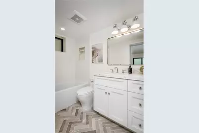 89 Bayview, Manhattan Beach, CA 90266 - Photo 45